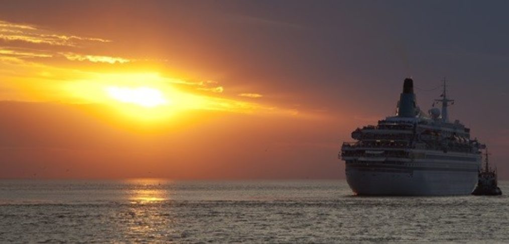 Kreuzfahrt-Kreuzfahrtschiff-Luxusurlaub