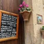 Handgefertigtes Holzschild in Valldemossa