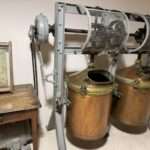 Historische Produktionsmaschinen in der Grasse Parfümfabrik beim Grasse Parfümfabrik Besuch