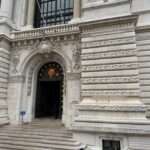 Prachtvoller Eingang des Ozeanographischen Museums in Monaco – Trip nach Monaco