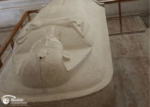 Ägypten Urlaub: Sarkophag von Merenptah, einem altägyptischen Pharao, in einem Grab in Luxor. - buchbar im Reisebüro Budde Urlaubseisen