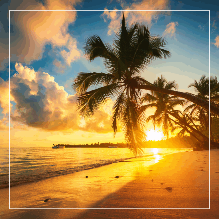 Sonnenuntergang am Strand der Dominikanischen Republik, exklusives Hotel für Paare