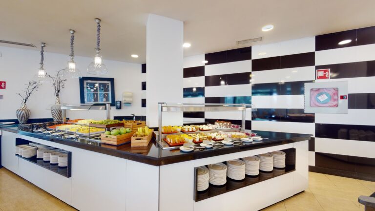 Hotel Cala Millor Garden Buffet mit großer Auswahl, Luxusurlaub mit Genussmomenten, Budde Urlaubsreisen