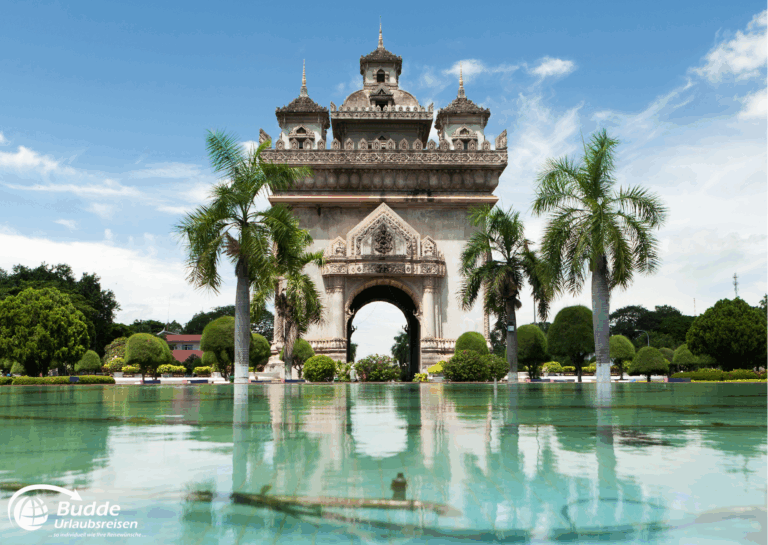 Rundreisen Südostasien – Patuxai Monument in Laos