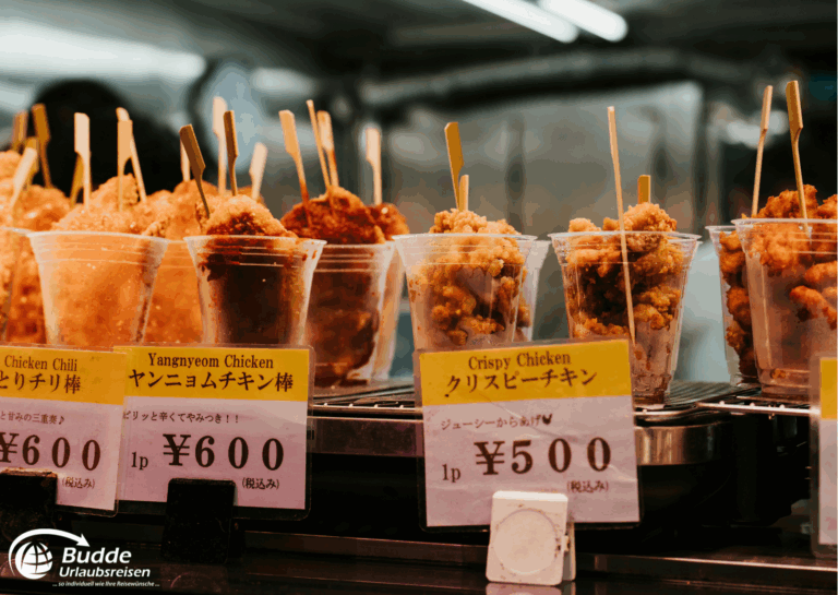 Japan Rundreise individuell – Hähnchenspieße auf dem Markt in Fukuoka