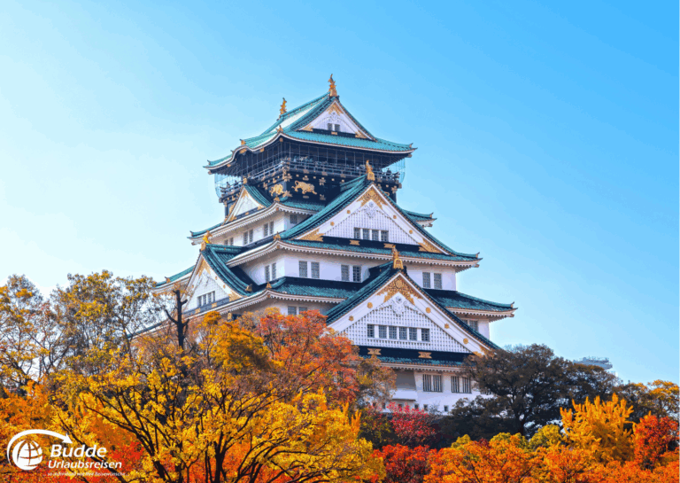 Japan Reise – Osaka Schloss im Herbst