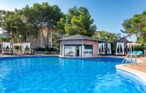Erwachsenenhotel Mallorca – Swim-Up-Bar Adults only Mallorca