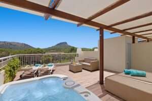 VIVA Cala Mesquida Suites & Spa – Junior Suite Royal Terrace mit Whirlpool Adults only Mallorca